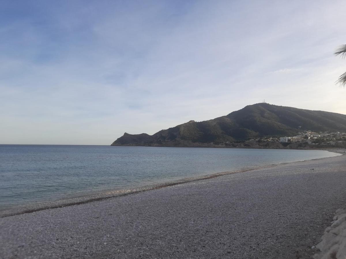 Apartamento Enfrente Del Mar Apartment อัลเตอา ภายนอก รูปภาพ